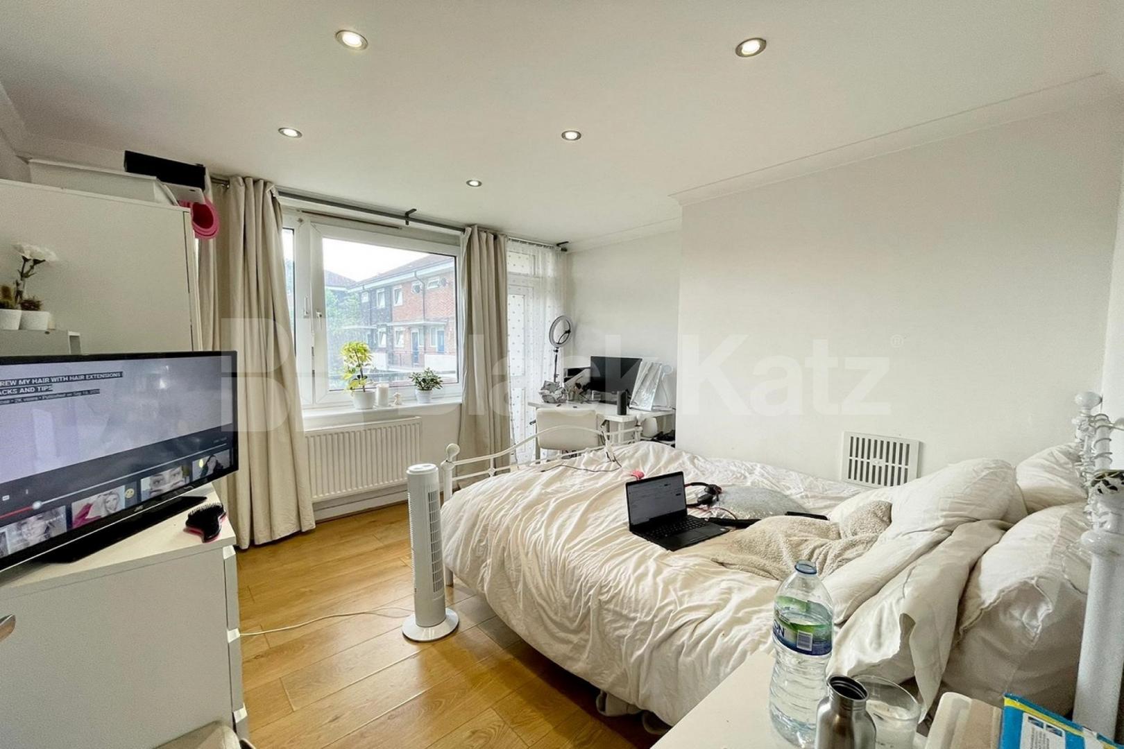 Modern and contemepary Mid-Century Development Strathnairn Street , Bermondsey